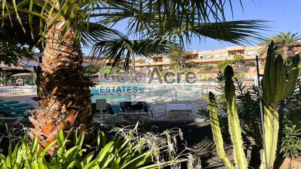 1 bedroom Apartment for sale in Corralejo with pool - € 175,000 (Ref: 9239511)