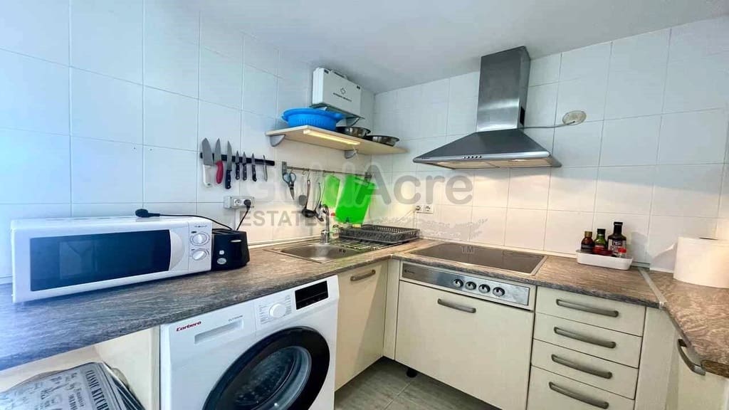 2 slaapkamer Appartement te koop in Corralejo - € 279.000 (Ref: 9242567)