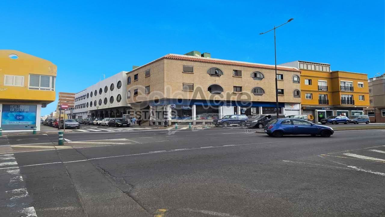 Apartamento de 2 habitaciones en Corralejo en venta - 197.000 € (Ref: 9291174)