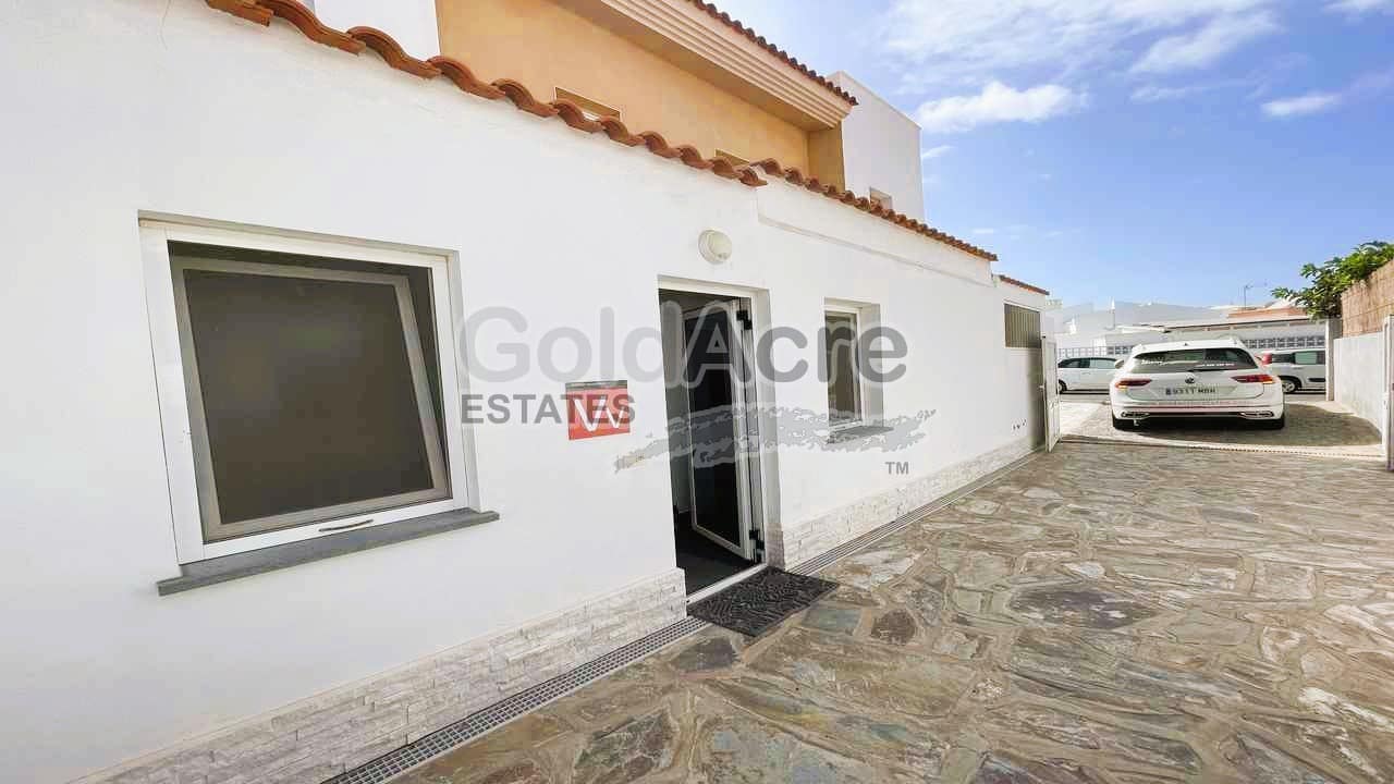 3 sypialnia Apartament na sprzedaż w Corralejo z basenem - 425 000 € (Ref: 9291175)