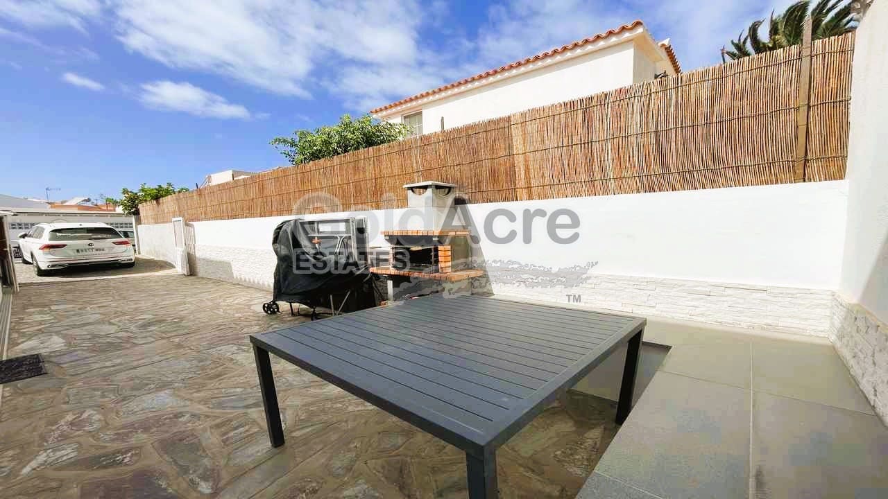 3 sypialnia Apartament na sprzedaż w Corralejo z basenem - 425 000 € (Ref: 9291175)