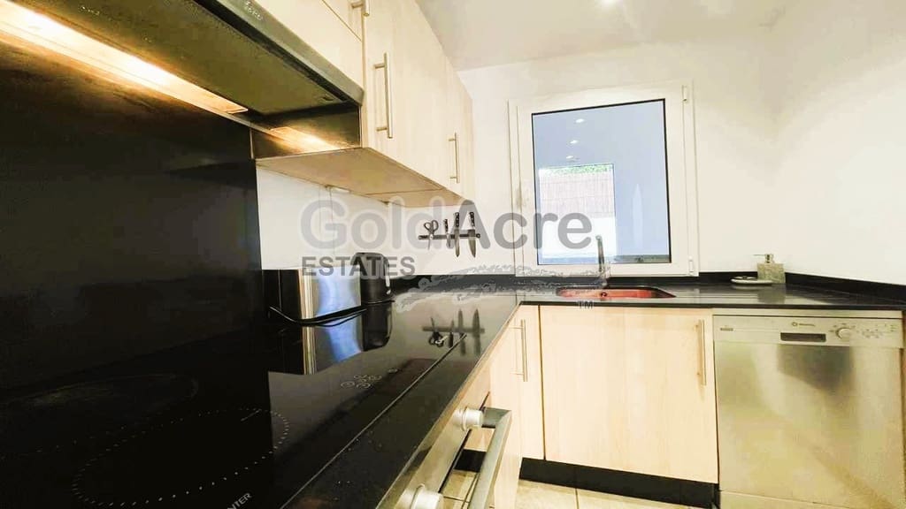 3 sovrum Villa till salu i Corralejo med pool - 425 000 € (Ref: 9291175)