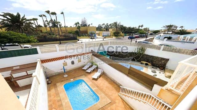 3 Zimmer Villa zu verkaufen in Corralejo, La Oliva mit Pool - 425.000 € (Ref: 9291175)