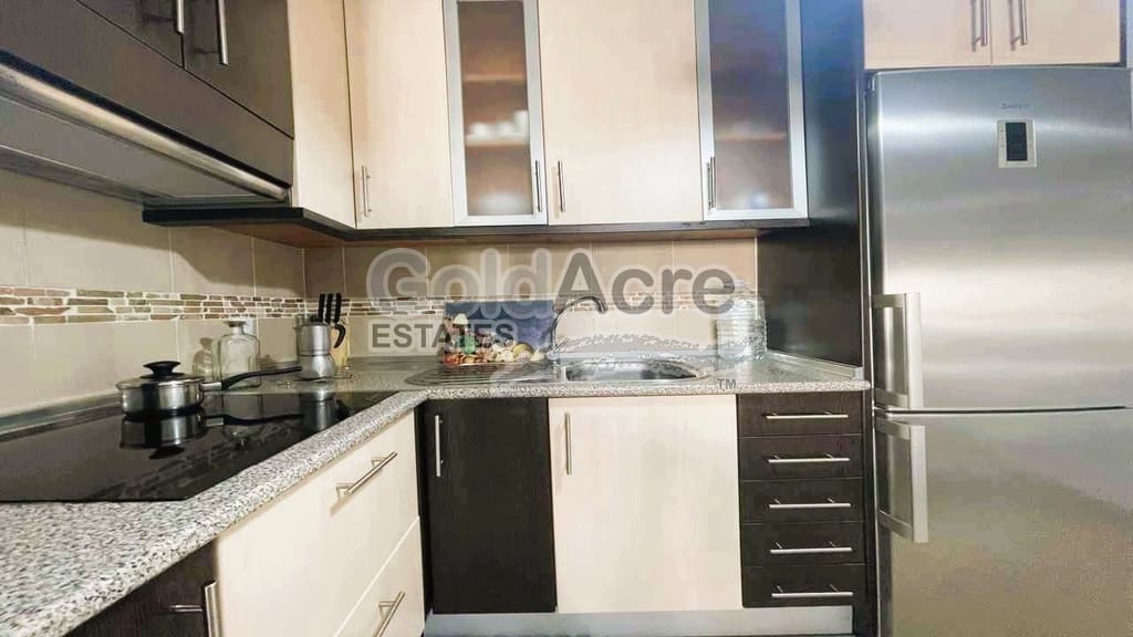 1 bedroom Apartment for sale in El Cotillo - € 279,000 (Ref: 9302915)