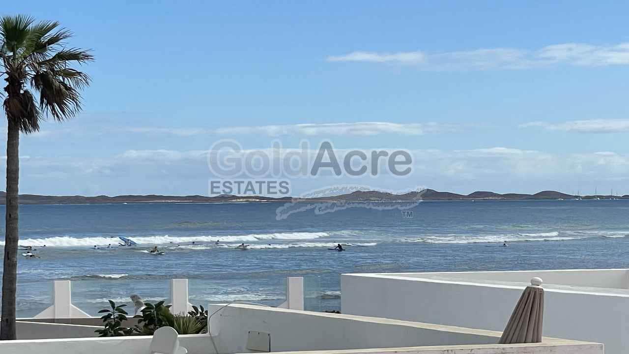 2 slaapkamer Villa te koop in Corralejo - € 790.000 (Ref: 9310556)