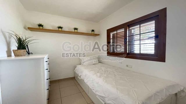 2 soveværelse Bungalow til salg i Corralejo, La Oliva med swimmingpool - € 790.000 (Ref: 9310556)