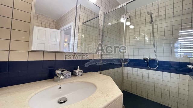 2 soveværelse Bungalow til salg i Corralejo, La Oliva med swimmingpool - € 790.000 (Ref: 9310556)