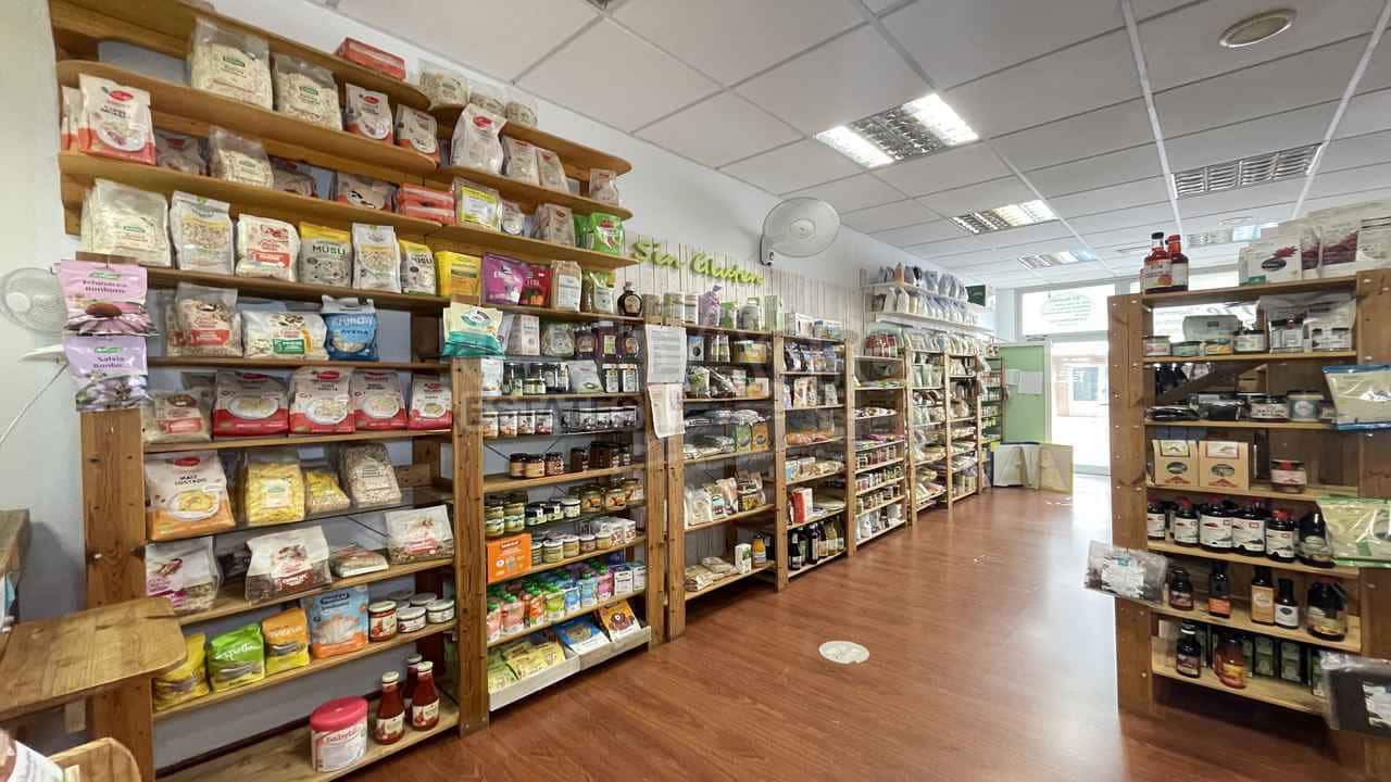 Kaupallinen myytävänä paikassa Morro Jable - 295 000 € (Ref: 9311191)