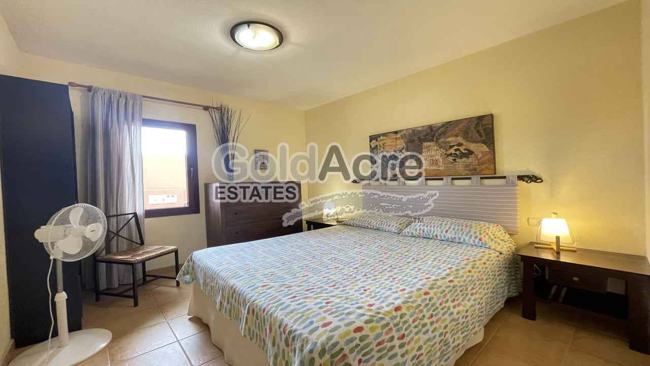 Chalet de 3 habitaciones en La Oliva en venta - 329.000 € (Ref: 9312450)