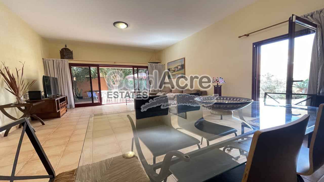 Chalet de 3 habitaciones en La Oliva en venta - 329.000 € (Ref: 9312450)