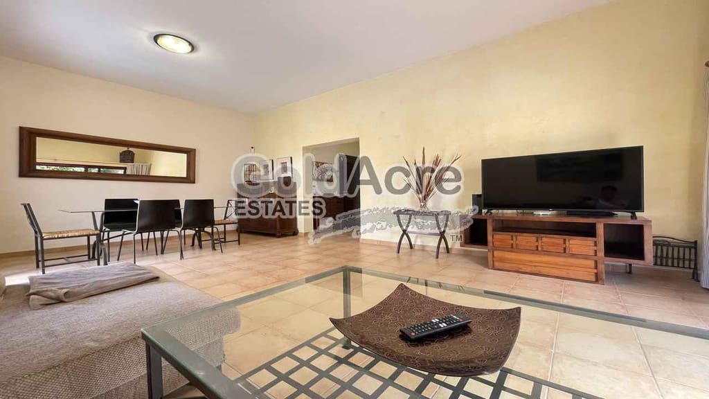3 quarto Moradia para venda em La Oliva com piscina garagem - 329 000 € (Ref: 9312450)