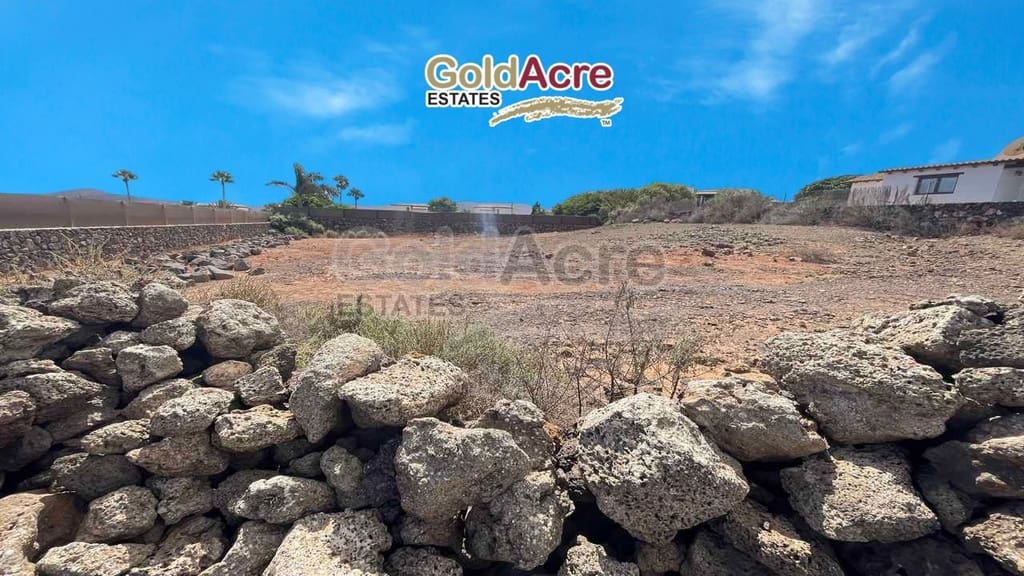 Undeveloped Land for sale in Villaverde - € 160,000 (Ref: 9322137)