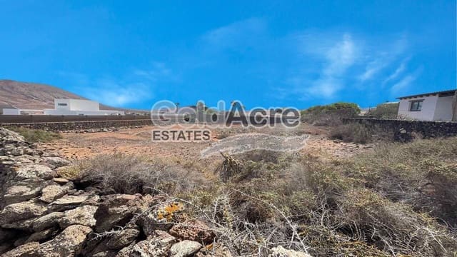 Teren niezagospodarowany na sprzedaż w Villaverde, La Oliva - 160 000 € (Ref: 9322137)