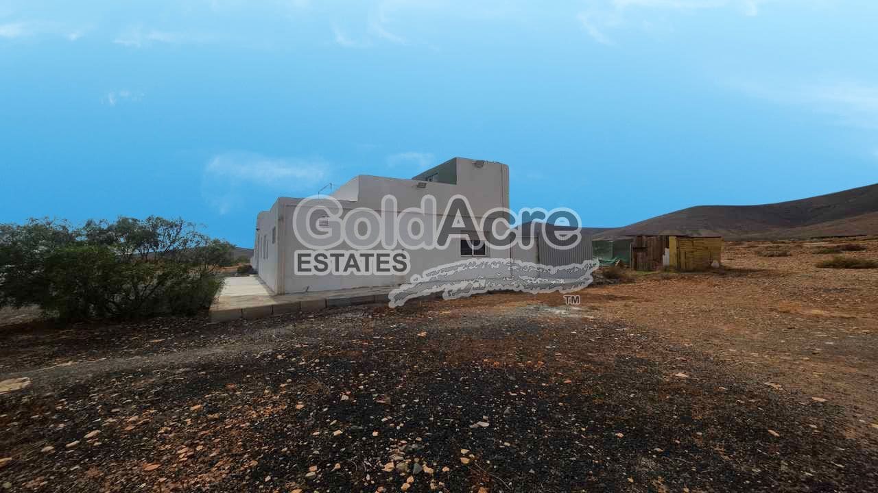 2 bedroom Villa for sale in Tuineje - € 249,000 (Ref: 9330999)