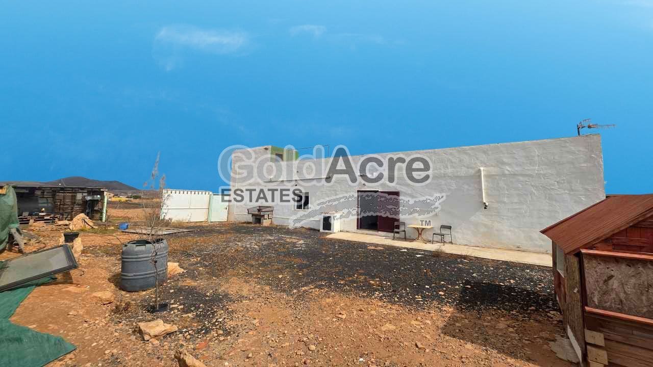 2 bedroom Villa for sale in Tuineje - € 249,000 (Ref: 9330999)