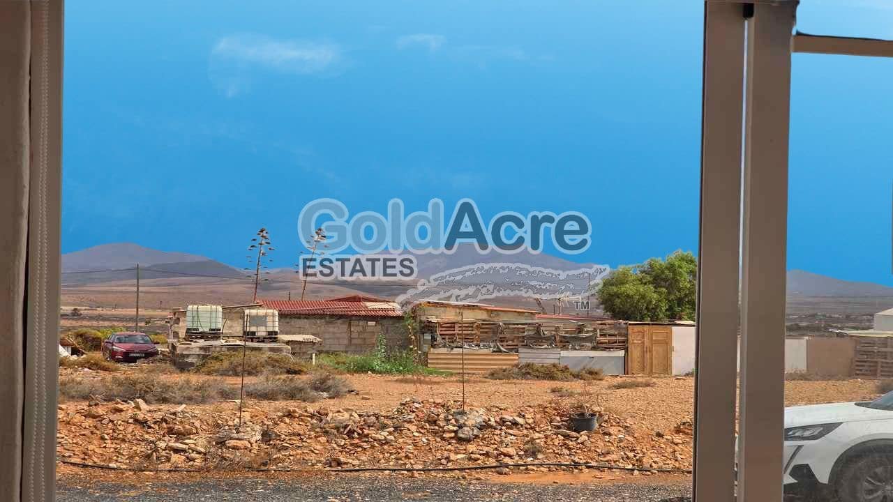 2 bedroom Villa for sale in Tuineje - € 249,000 (Ref: 9330999)