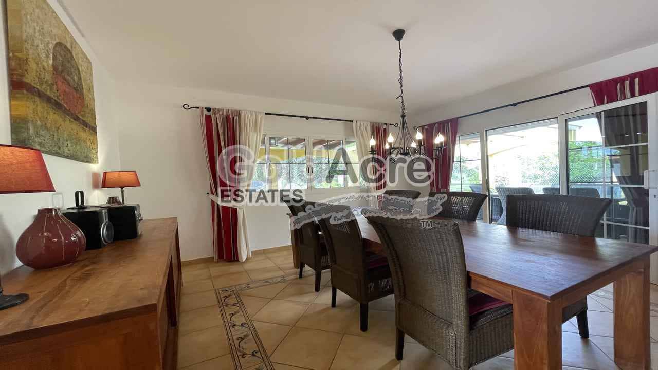 3 sovrum Villa till salu i Caleta de Fuste med pool - 775 000 € (Ref: 9344430)