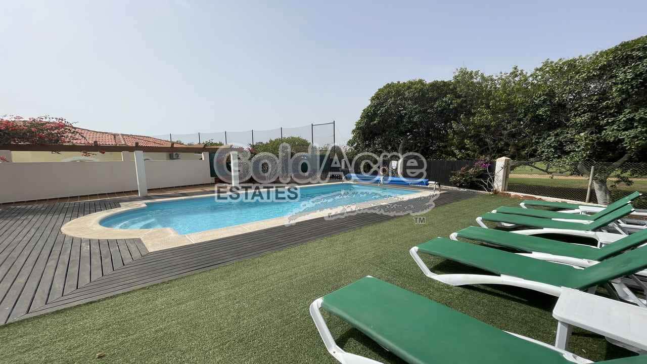3 sovrum Villa till salu i Caleta de Fuste med pool - 775 000 € (Ref: 9344430)