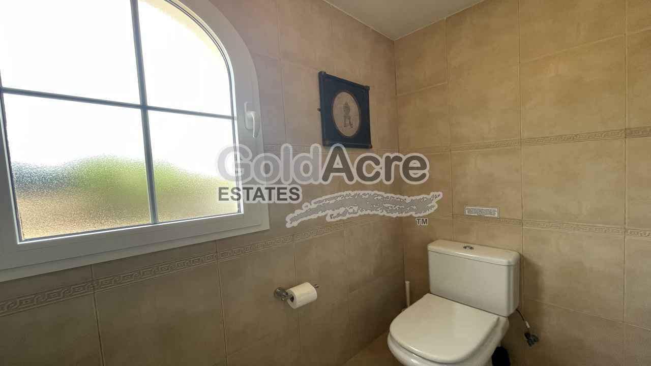 3 sovrum Villa till salu i Caleta de Fuste med pool - 775 000 € (Ref: 9344430)