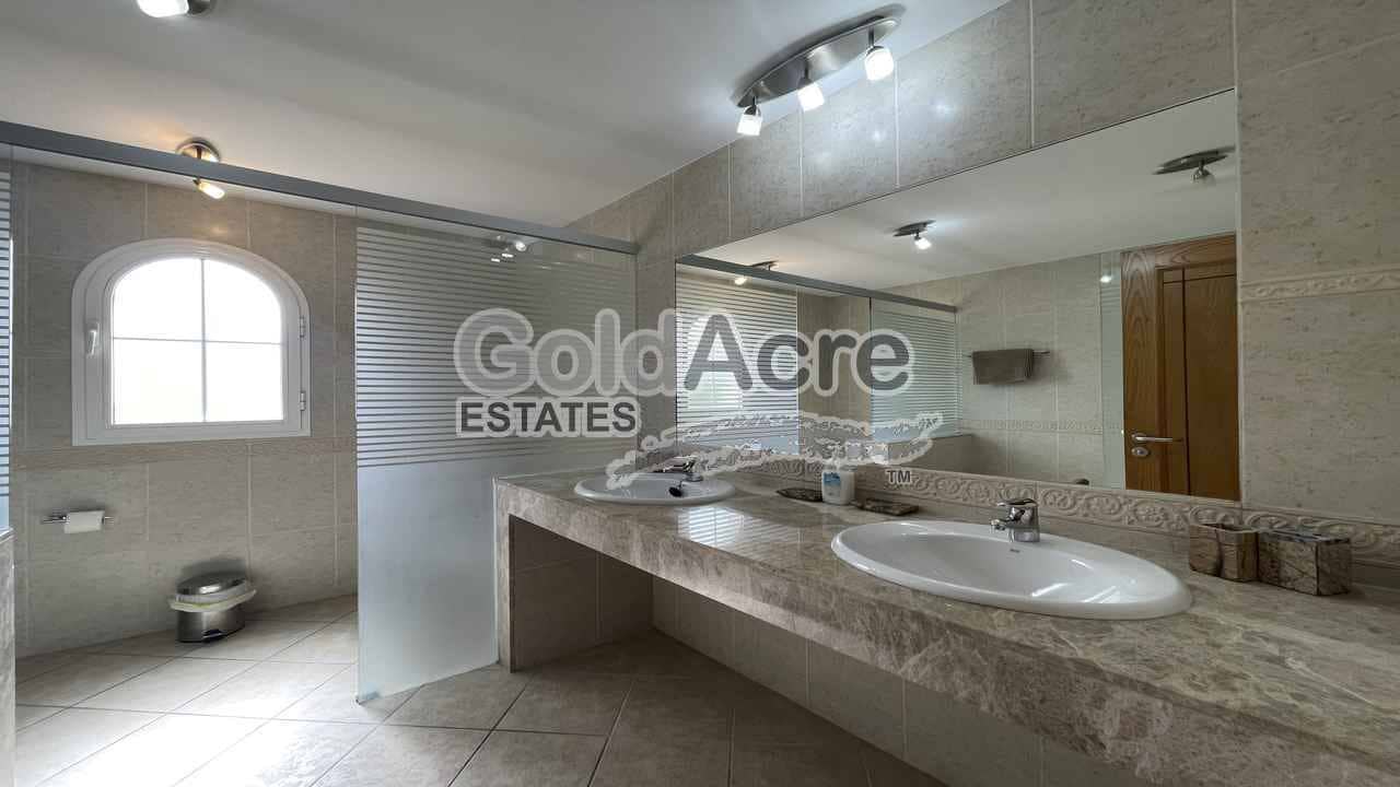 3 sovrum Villa till salu i Caleta de Fuste med pool - 775 000 € (Ref: 9344430)