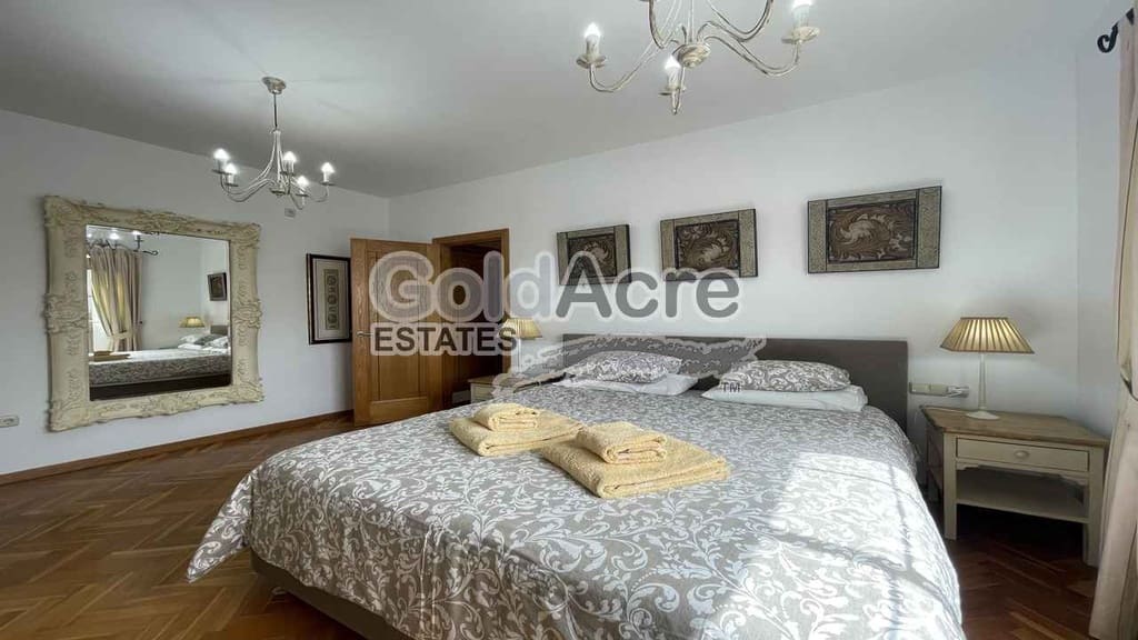 3 bedroom Villa for sale in Caleta de Fuste with pool garage - € 775,000 (Ref: 9344430)