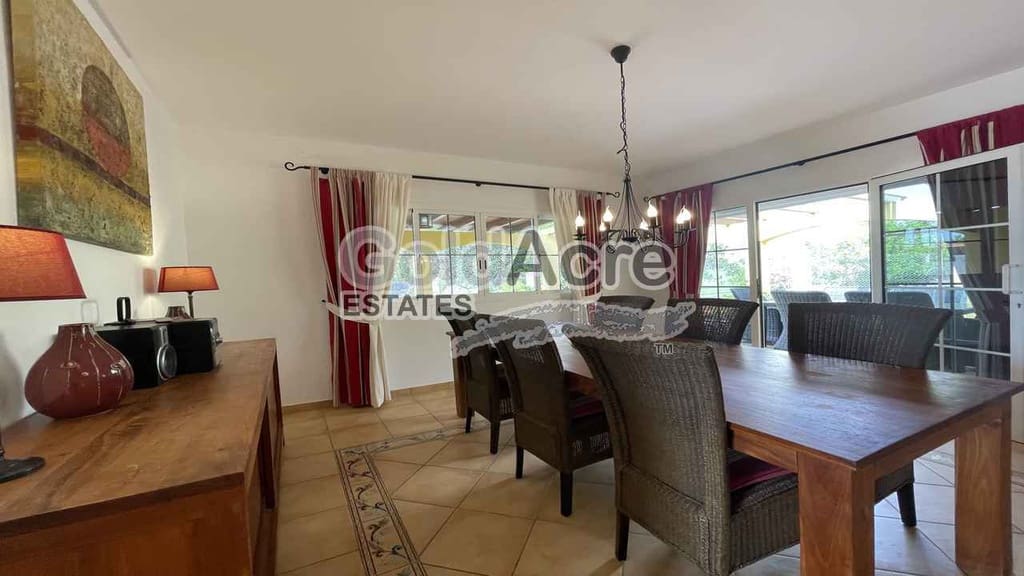 3 bedroom Villa for sale in Caleta de Fuste with pool garage - € 775,000 (Ref: 9344430)