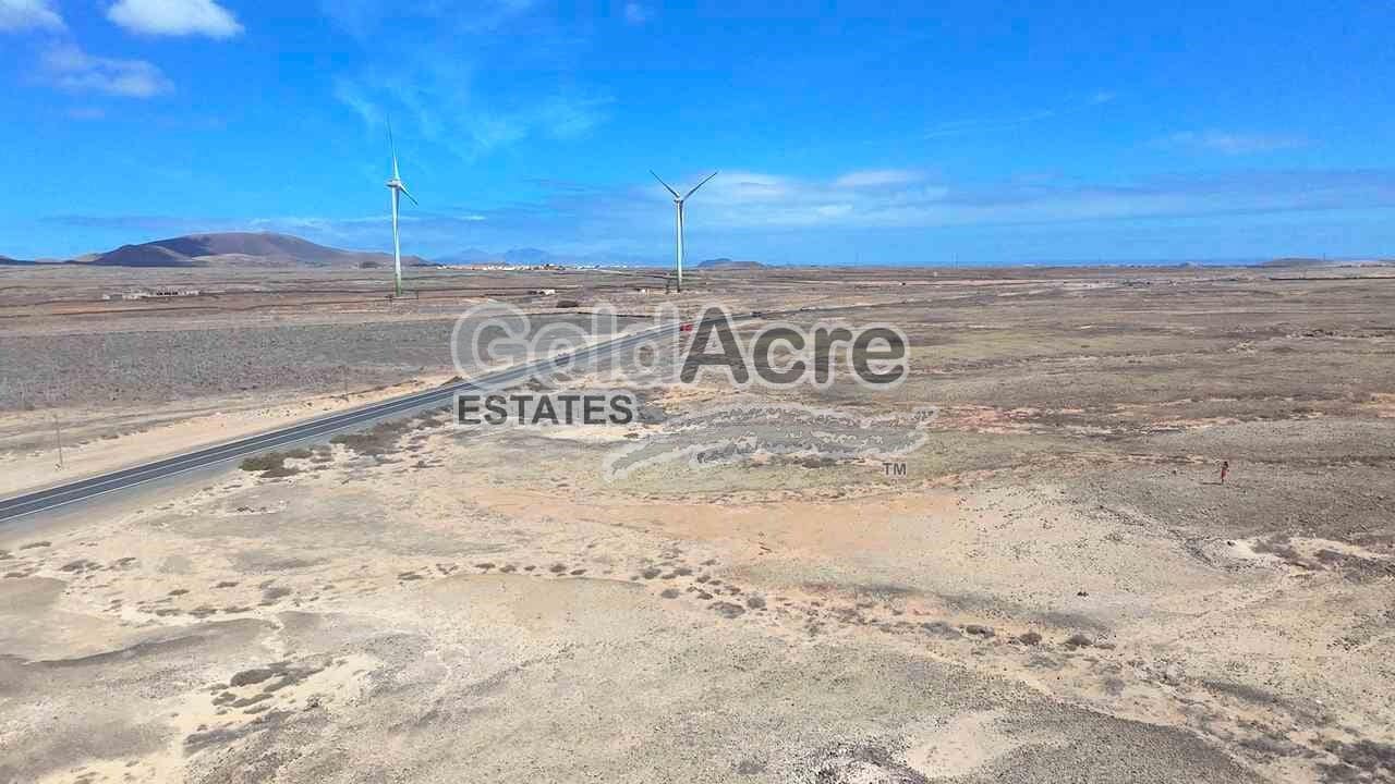 Terreno/Finca Rústica en La Oliva en venta - 85.000 € (Ref: 9345475)
