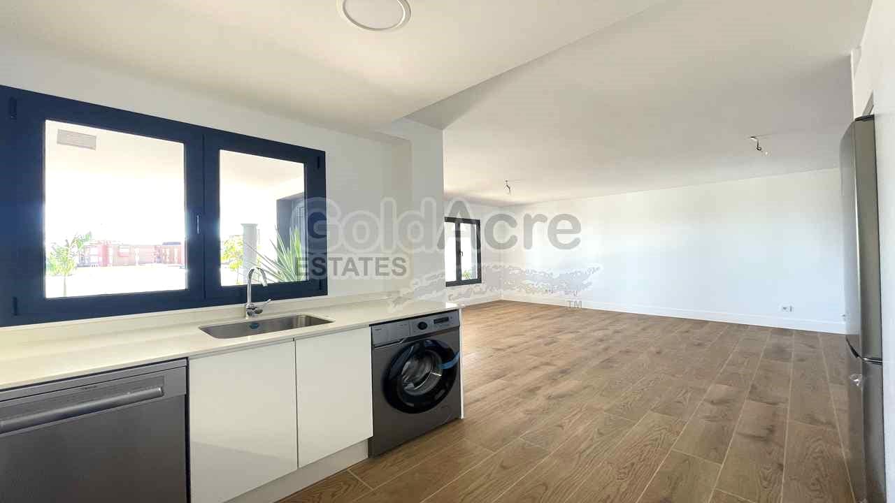 2 makuuhuone Huoneisto myytävänä paikassa Corralejo mukana uima-altaan - 269 000 € (Ref: 9348860)