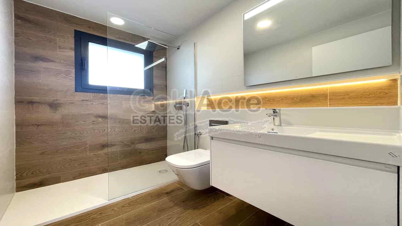 2 makuuhuone Huoneisto myytävänä paikassa Corralejo mukana uima-altaan - 269 000 € (Ref: 9348860)