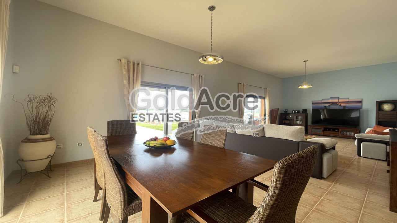 3 sypialnia Willa na sprzedaż w Caleta de Fuste z basenem - 595 000 € (Ref: 9349111)