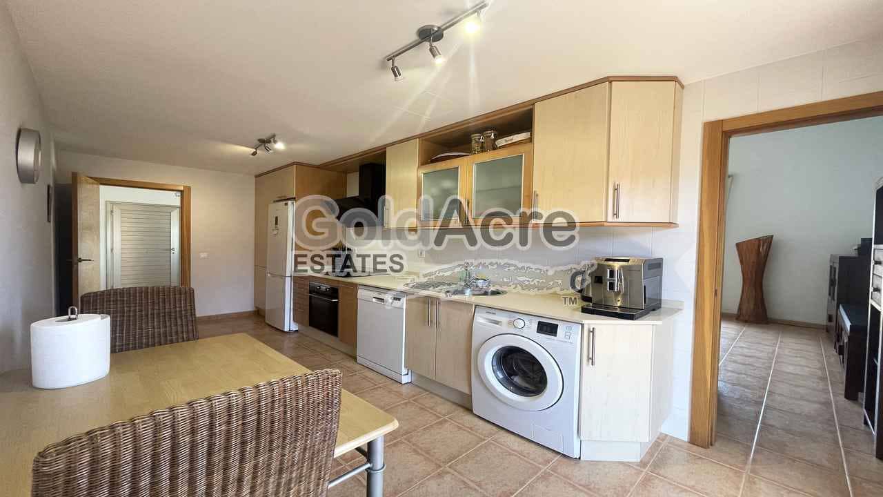 3 sypialnia Willa na sprzedaż w Caleta de Fuste z basenem - 595 000 € (Ref: 9349111)