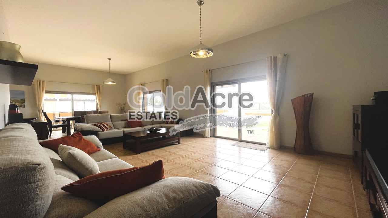 3 sypialnia Willa na sprzedaż w Caleta de Fuste z basenem - 595 000 € (Ref: 9349111)