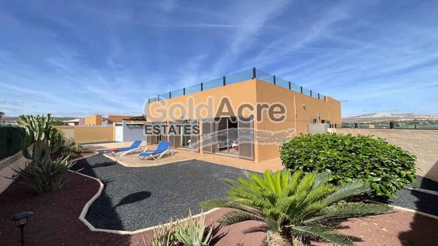 3 sovrum Villa till salu i Caleta de Fuste, Antigua med pool - 595 000 € (Ref: 9349111)