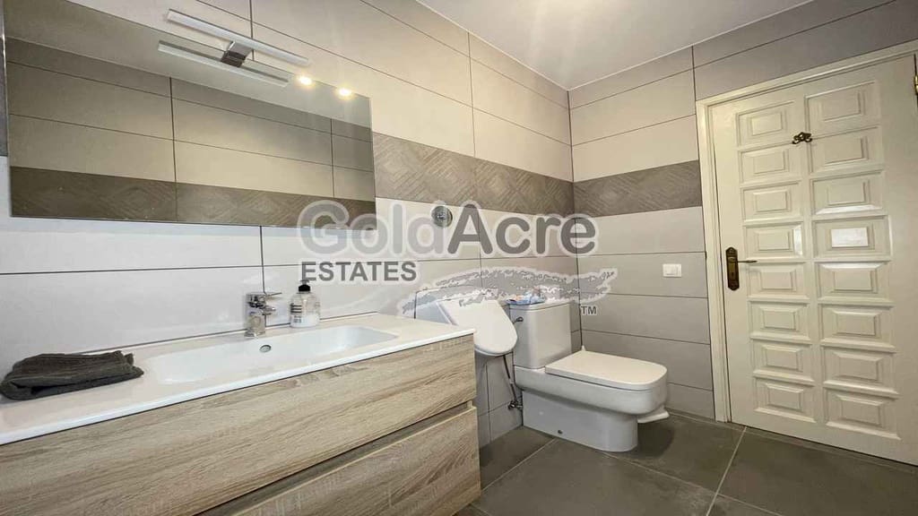 2 chambre Villa/Maison à vendre à Parque Holandes - 430 000 € (Ref: 9354104)