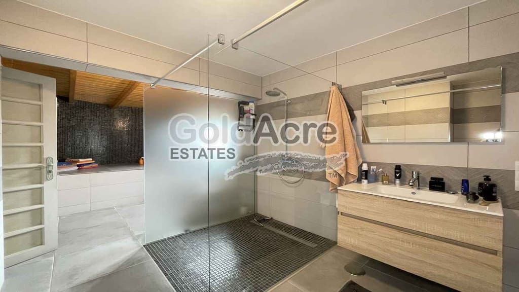 2 chambre Villa/Maison à vendre à Parque Holandes - 430 000 € (Ref: 9354104)