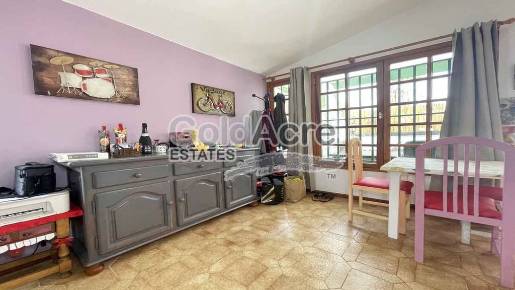 2 bedroom Villa for sale in Parque Holandes - € 430,000 (Ref: 9354104)