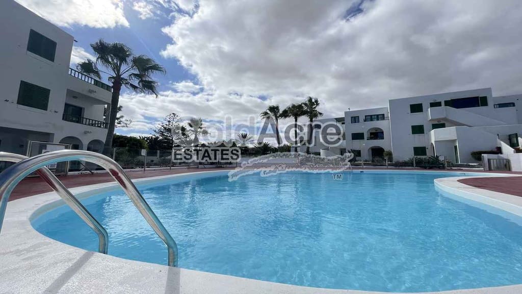 2 soveværelse Lejlighed til salg i Corralejo med swimmingpool - € 500.000 (Ref: 9356597)