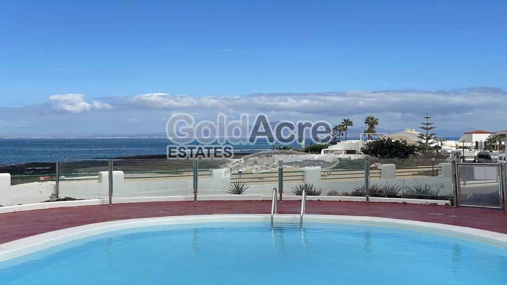 Apartamento de 2 habitaciones en Corralejo en venta con piscina - 500.000 € (Ref: 9356597)