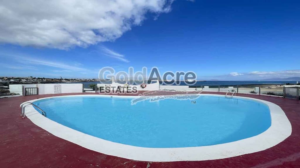 Apartamento de 2 habitaciones en Corralejo en venta con piscina - 500.000 € (Ref: 9356597)