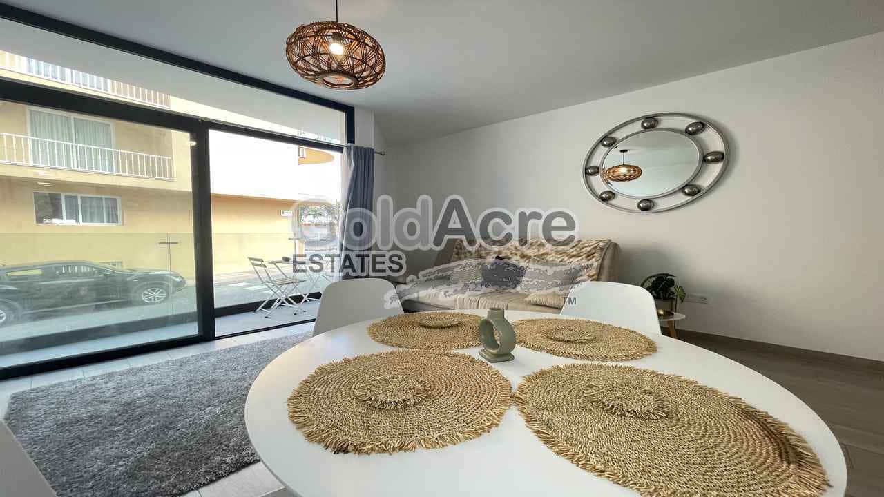 Apartamento de 1 habitación en Corralejo en venta - 189.000 € (Ref: 9357967)