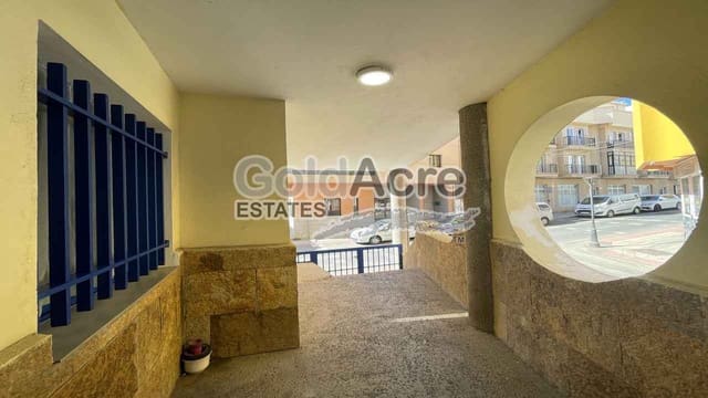 Piso de 2 habitaciones en Corralejo, La Oliva en venta - 219.000 € (Ref: 9395563)