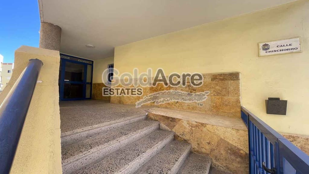 2 bedroom Apartment for sale in Corralejo - € 219,000 (Ref: 9395563)