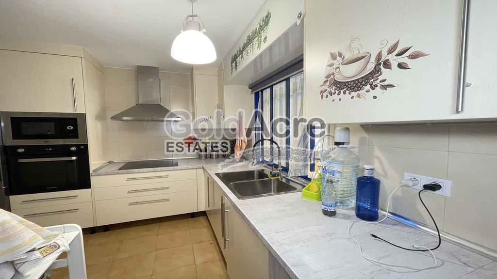 2 bedroom Apartment for sale in Corralejo - € 219,000 (Ref: 9395563)
