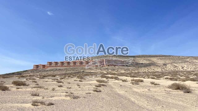 2 slaapkamer Penthouse te koop in Costa Calma, Pájara met zwembad - € 279.000 (Ref: 9395564)