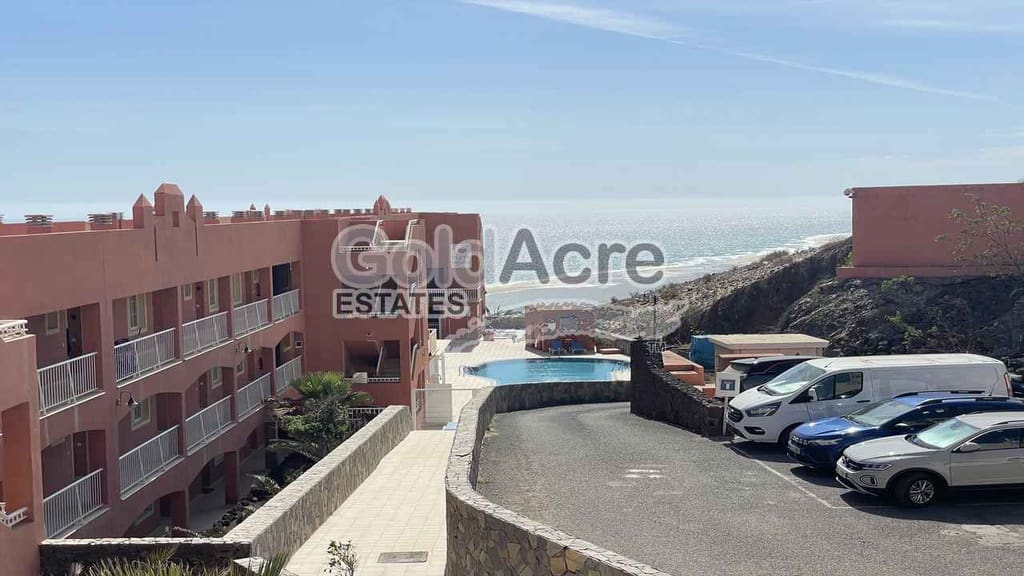 2 bedroom Apartment for sale in Costa Calma with pool - € 269,000 (Ref: 9395564)