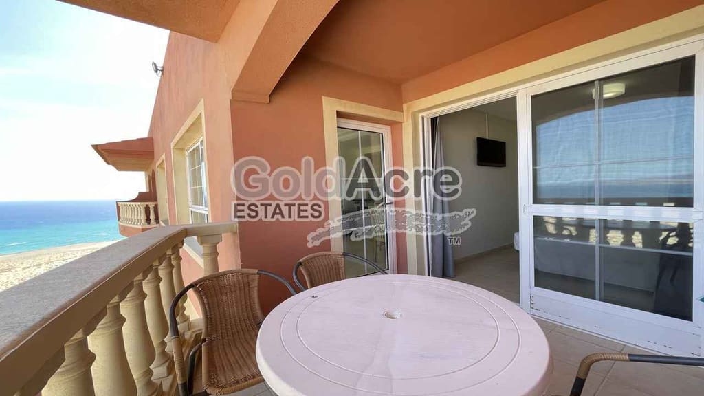2 bedroom Apartment for sale in Costa Calma with pool - € 269,000 (Ref: 9395564)