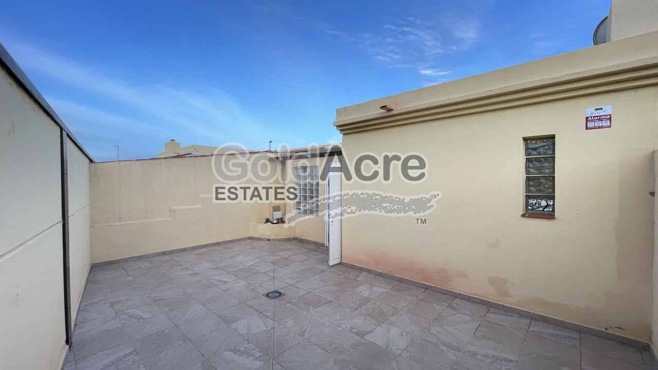 1 quarto Bungalow para venda em Caleta de Fuste com piscina - 195 000 € (Ref: 9395566)