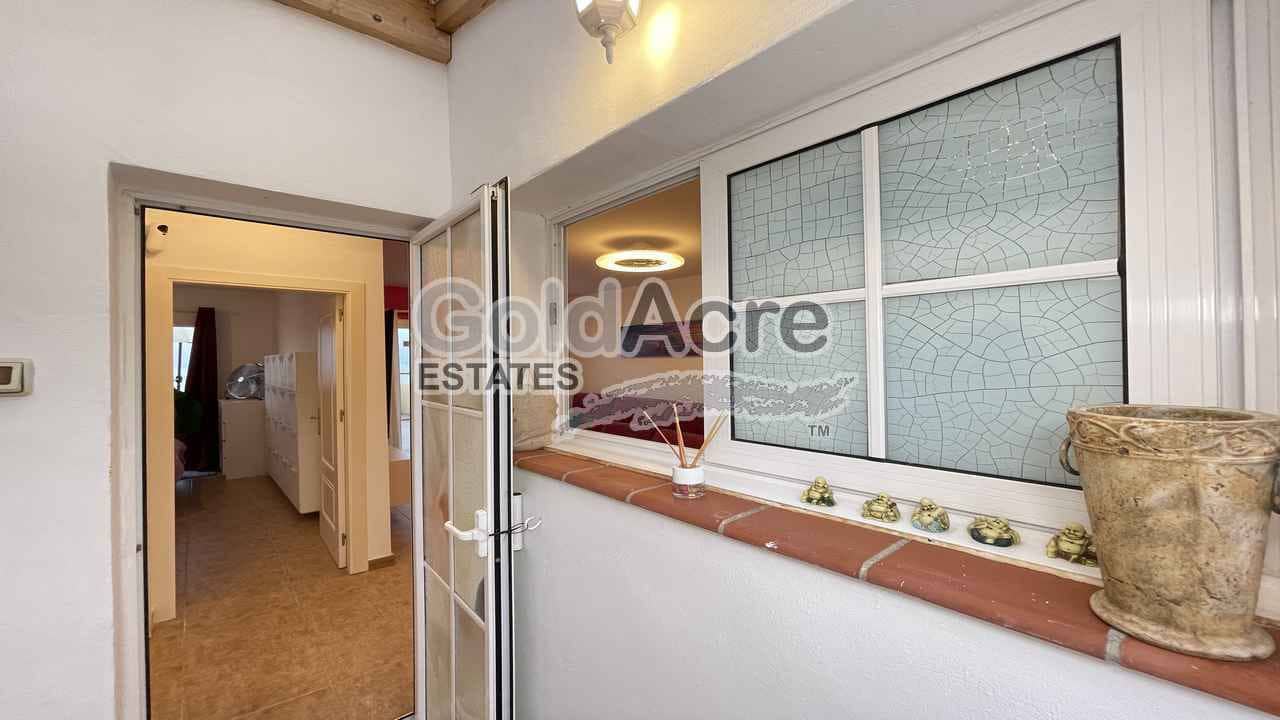 1 quarto Bungalow para venda em Caleta de Fuste com piscina - 195 000 € (Ref: 9395566)