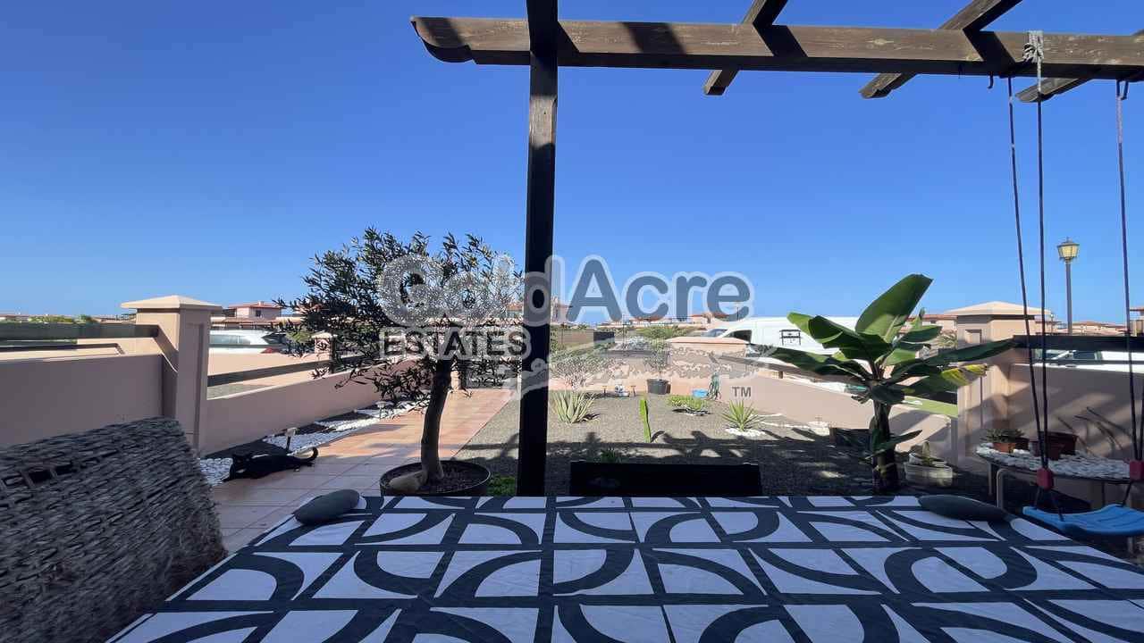 1 slaapkamer Villa te koop in Majanicho met zwembad - € 185.000 (Ref: 9395567)