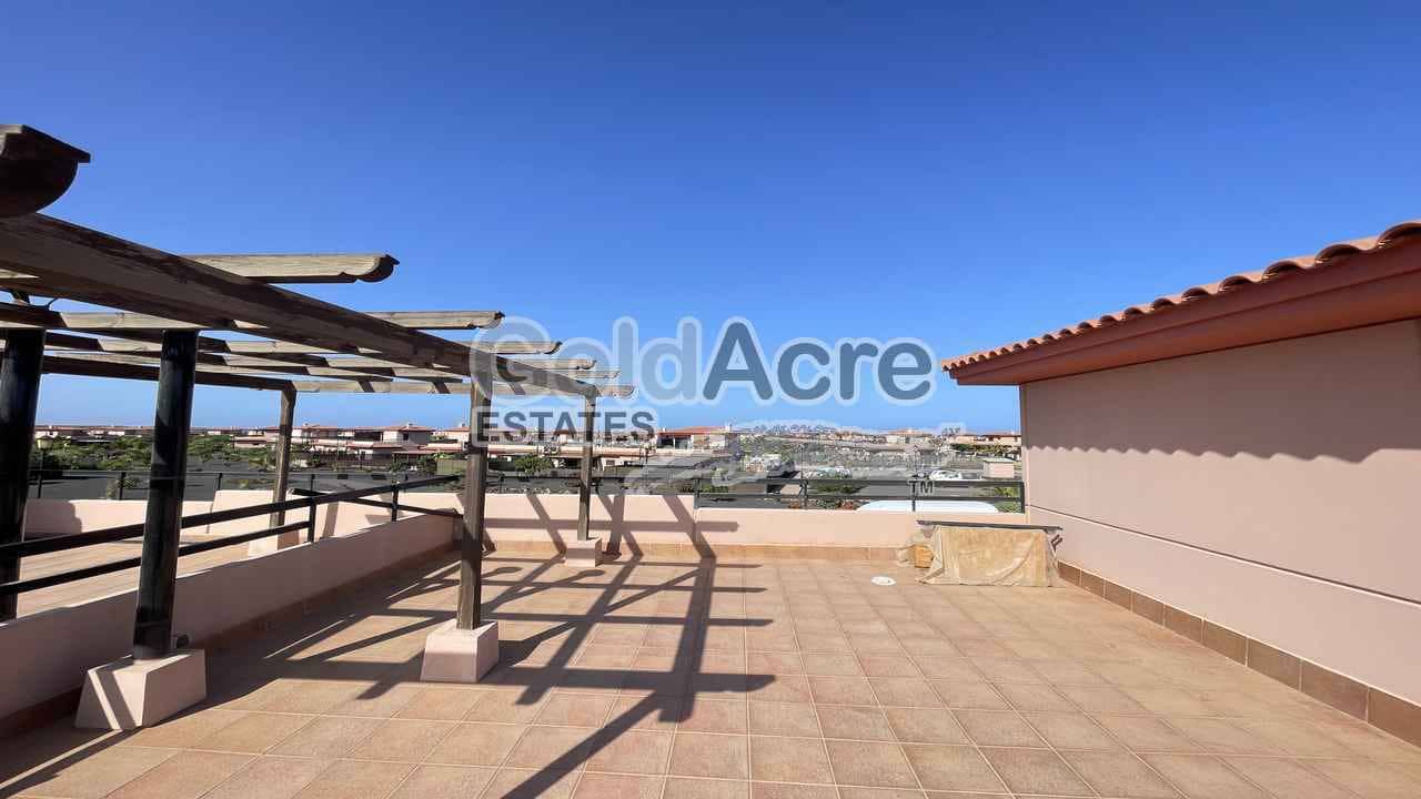 1 slaapkamer Villa te koop in Majanicho met zwembad - € 185.000 (Ref: 9395567)